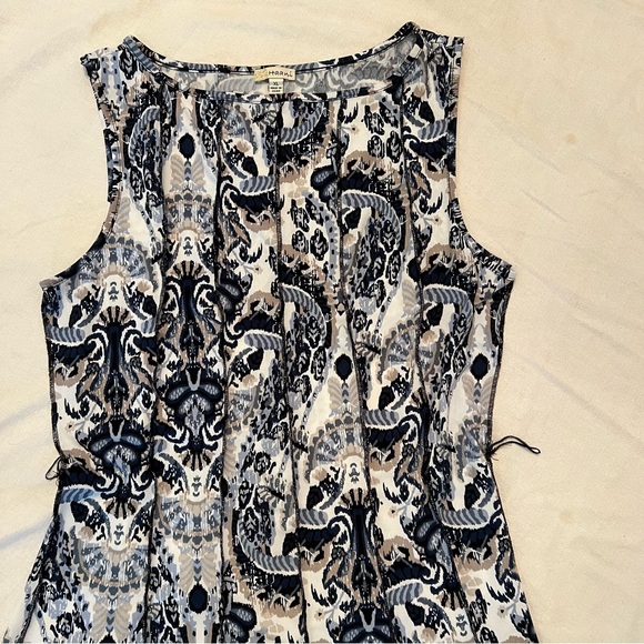 Haani blue and White Paisley Maxi Dress - Picture 3 of 13